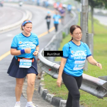 Runner Photo 7026563