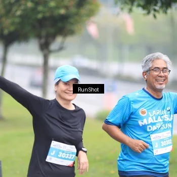 Runner Photo 7026635