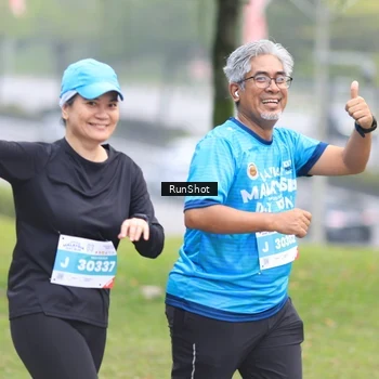 Runner Photo 7026643