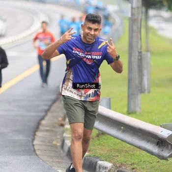 Runner Photo 7026655