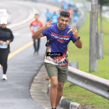 Runner Photo 7026658