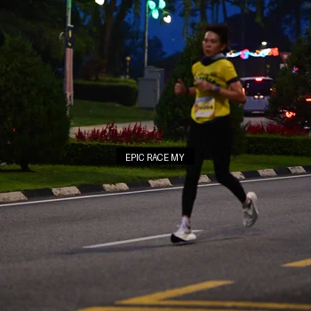 Runner Photo 7026678