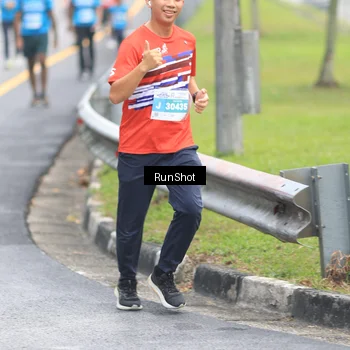Runner Photo 7026716