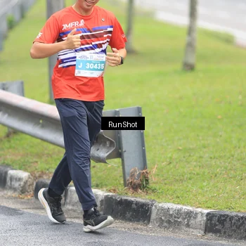 Runner Photo 7026723