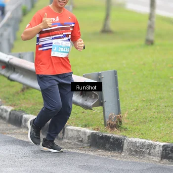 Runner Photo 7026737