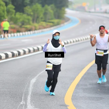 Runner Photo 7026746