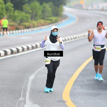 Runner Photo 7026766
