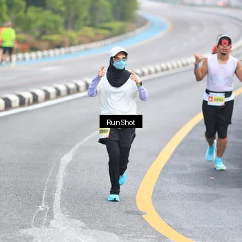 Runner Photo 7026773