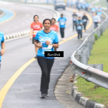 Runner Photo 7026794