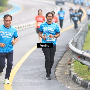Runner Photo 7026798