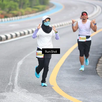 Runner Photo 7026819