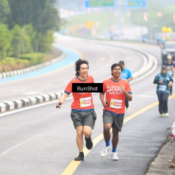 Runner Photo 7026839