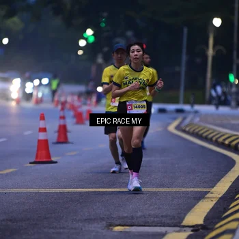 Runner Photo 7026845