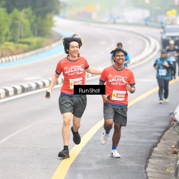 Runner Photo 7026846