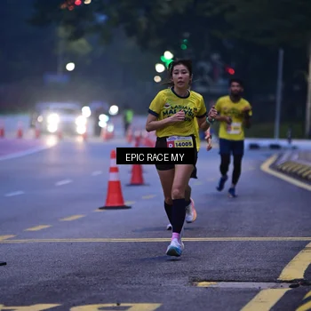 Runner Photo 7026859