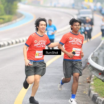 Runner Photo 7026862