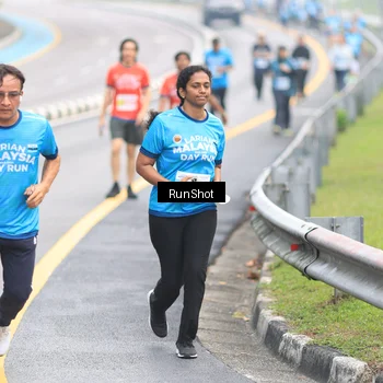 Runner Photo 7026863