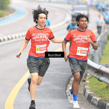Runner Photo 7026864