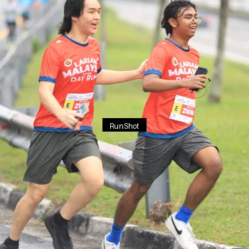 Runner Photo 7026873