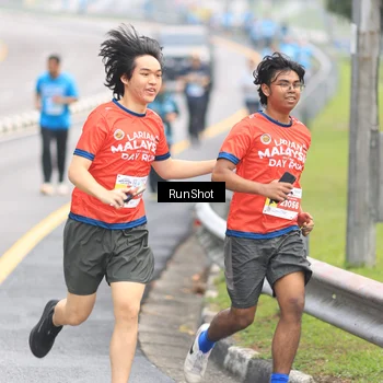 Runner Photo 7026875