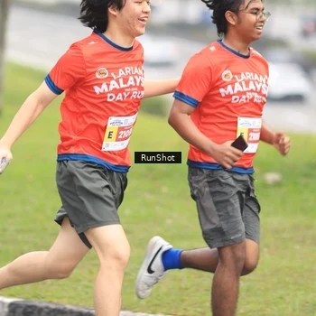 Runner Photo 7026883