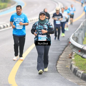 Runner Photo 7026904