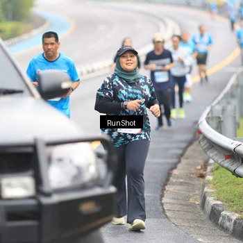 Runner Photo 7026911