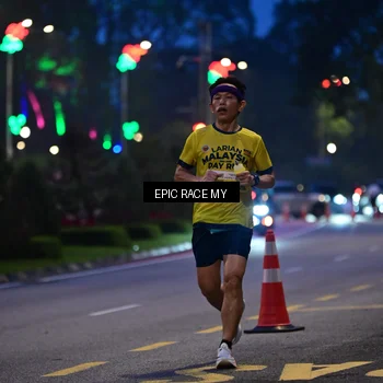 Runner Photo 7026912