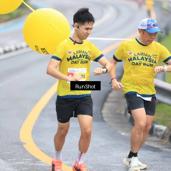 Runner Photo 7026948