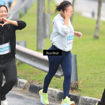 Runner Photo 7026993