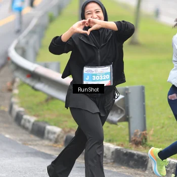 Runner Photo 7026995