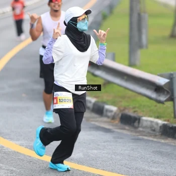 Runner Photo 7027014