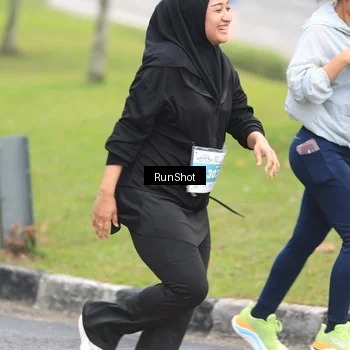 Runner Photo 7027015