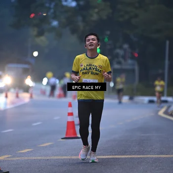 Runner Photo 7027016