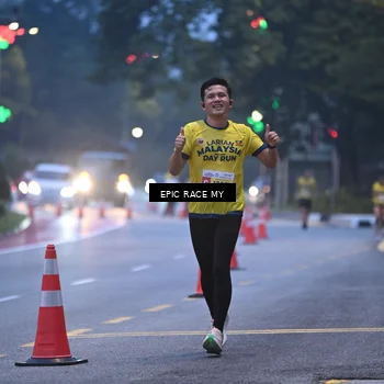 Runner Photo 7027024