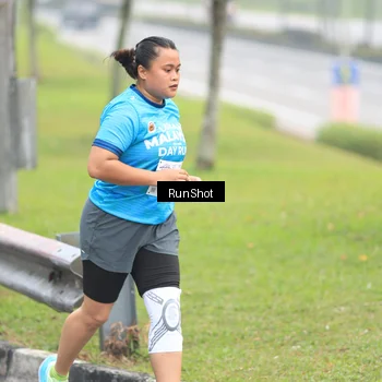 Runner Photo 7027033