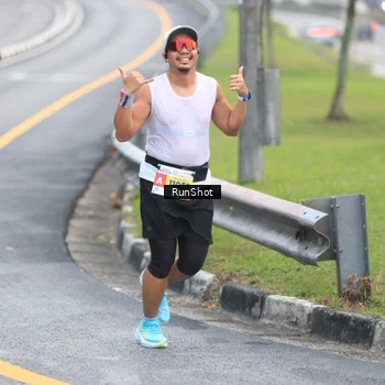 Runner Photo 7027055