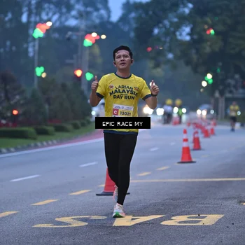 Runner Photo 7027070