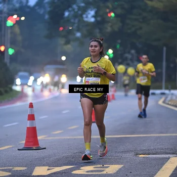 Runner Photo 7027075