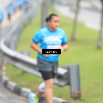 Runner Photo 7027080