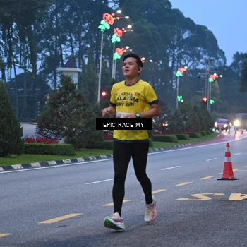 Runner Photo 7027082
