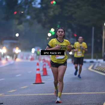 Runner Photo 7027084