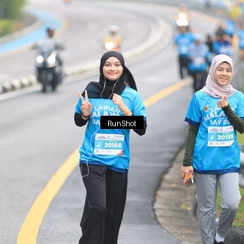 Runner Photo 7027109
