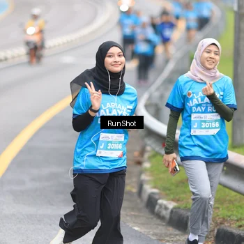 Runner Photo 7027120