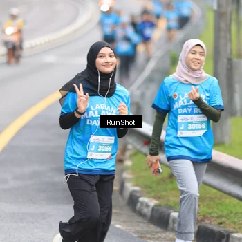 Runner Photo 7027122