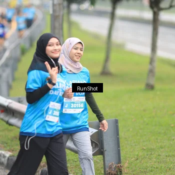 Runner Photo 7027125