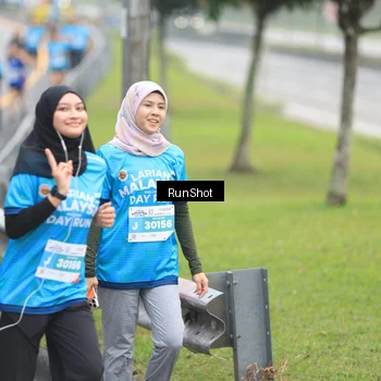 Runner Photo 7027130