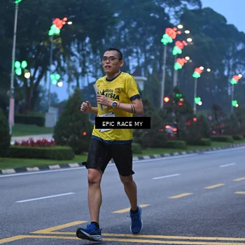 Runner Photo 7027141