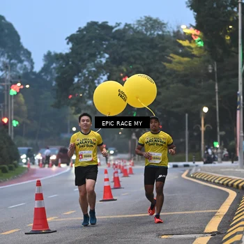 Runner Photo 7027157