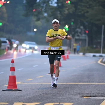 Runner Photo 7027191